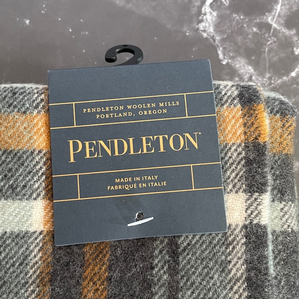 NWT Pendleton Unisex Plaid Wool Scarf - Picture 4 of 8